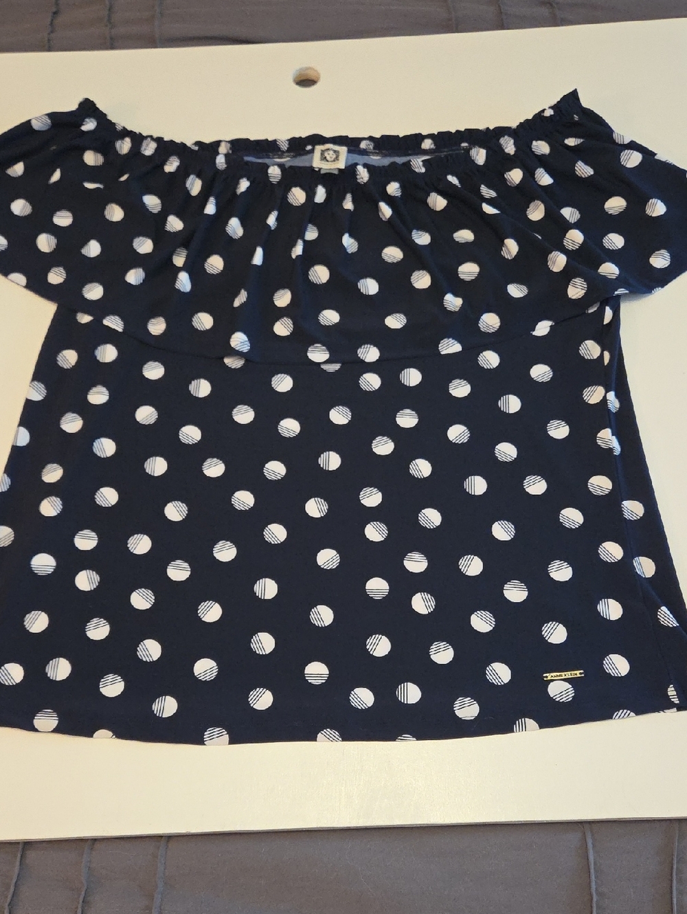 Anne Klein Navy and White Polka Dot Off-Shoulder Top Size XL